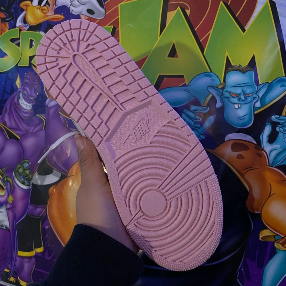 Jordan 1 - Picture 4 of 4